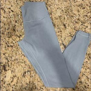 Lululemon aligns 28”